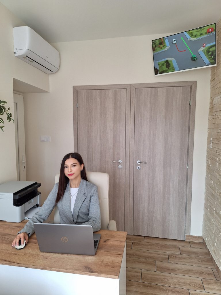 Tanulj nálunk vezetni Gyöngyösön a Start Autósiskolánál!